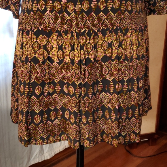 Love 21, Large, Wonderful Dress - Picture 4 of 8